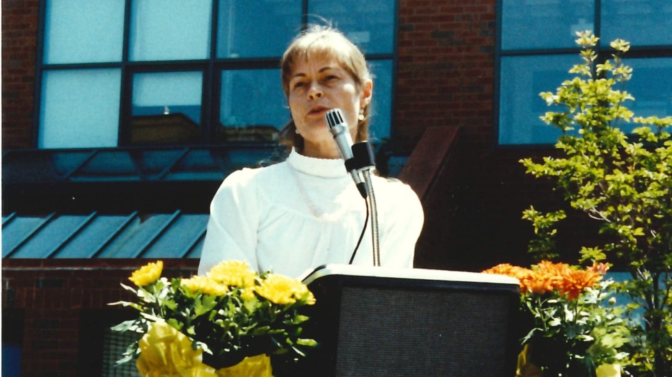 Jan speaking at graduation 