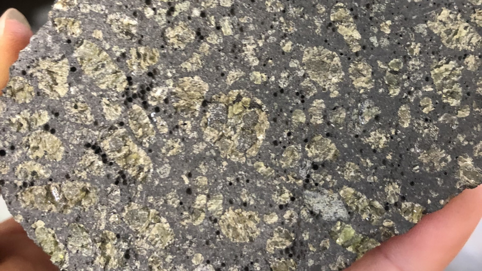 Olivine basalt from Vailulu'u Seamount, which is part of the Samoan hotspot.